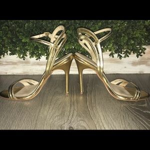 Chinese Laundry Gold Sandals w/ Heels - 37.5 (7)